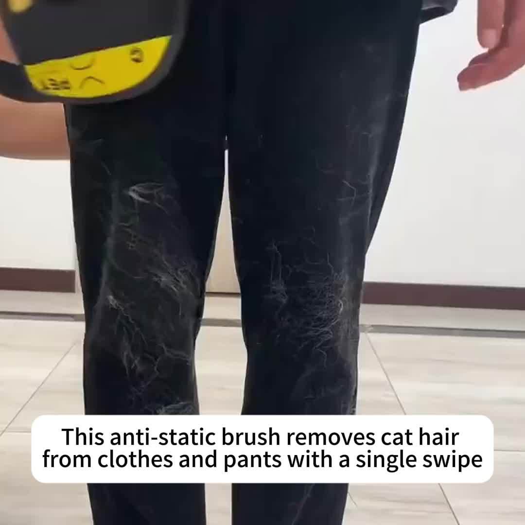 StaticLift Grooming Gloves™