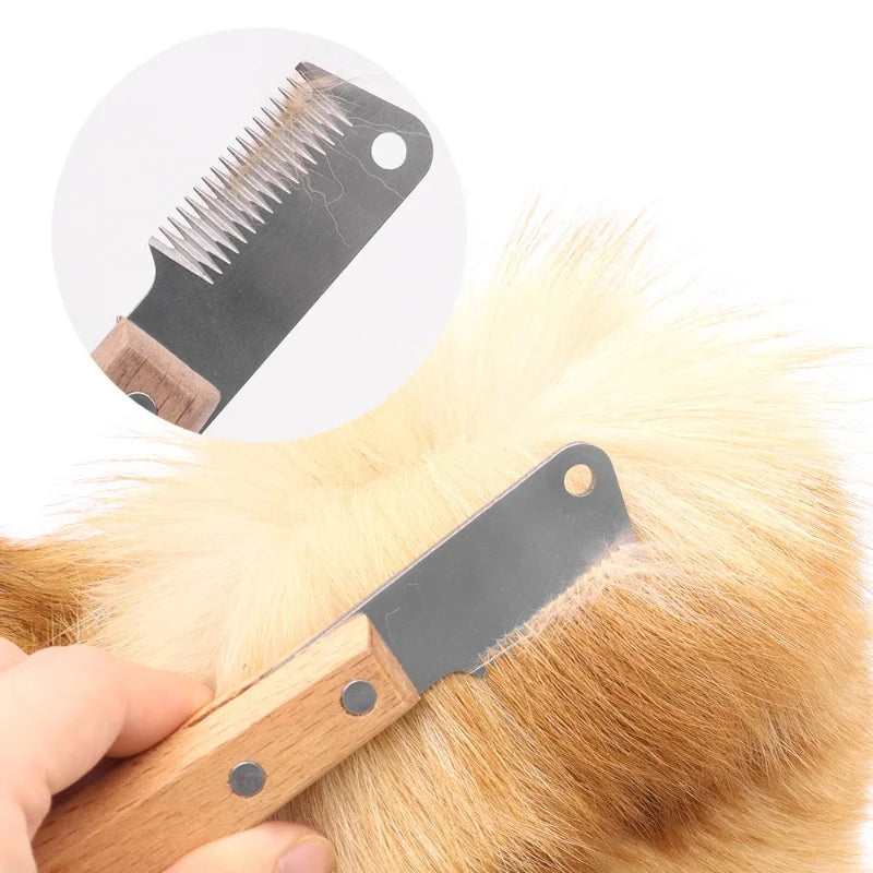 ProStrip Groom Comb™