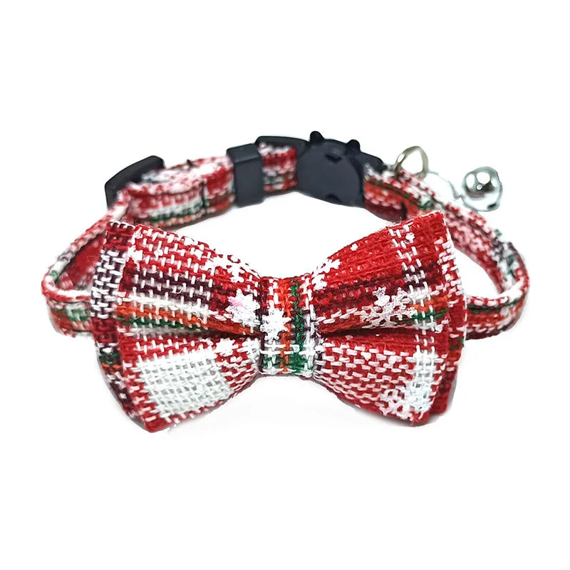 Furvana™ Plaid Holiday Bow Collar