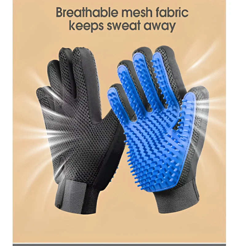 SoftTouch Groom Glove™