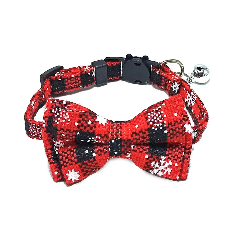 Furvana™ Plaid Holiday Bow Collar