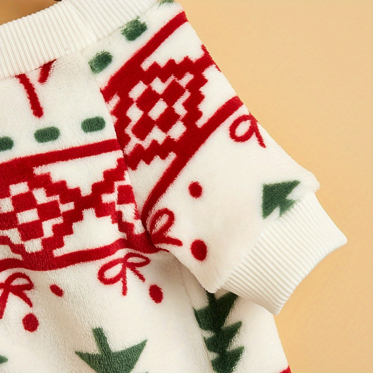 Plush Winter Pet Hoodie™